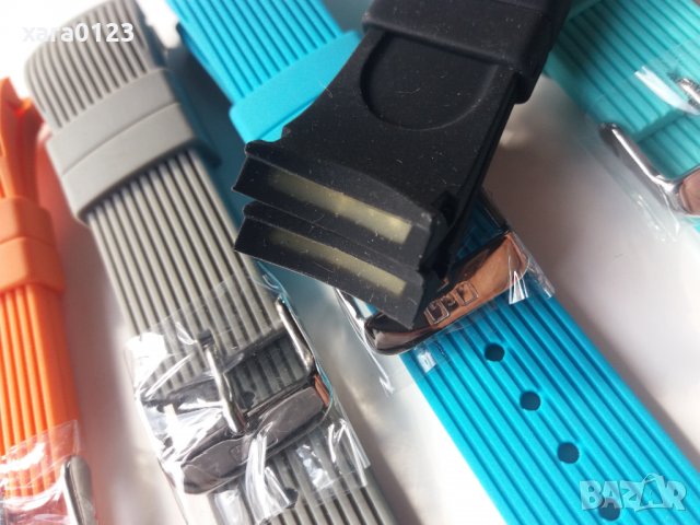 Силиконови каишки 24мм , снимка 2 - Каишки за часовници - 33888862