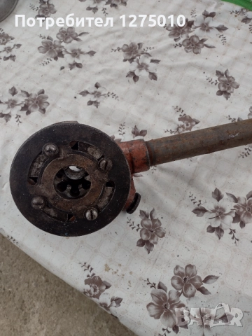 Пафта плашка за цолови резби .