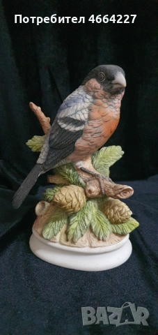 Рядък баварски порцелан:  Фигура "Червеногушка върху шишарки"- Gisela Keilhauer, снимка 2 - Колекции - 54092318