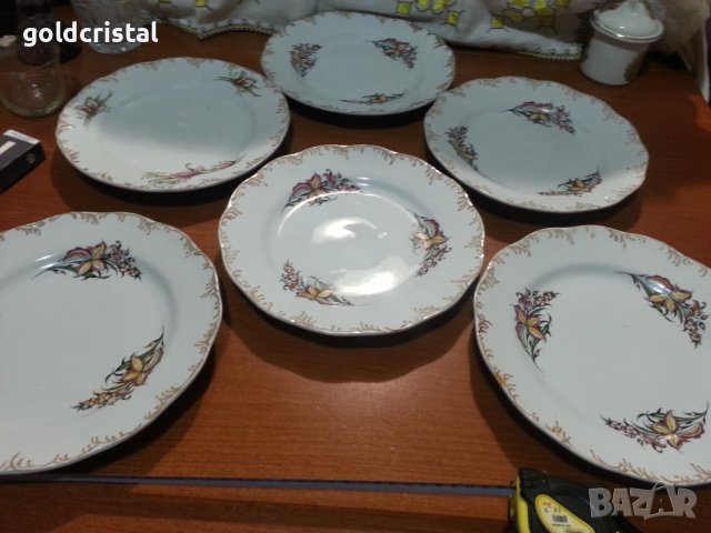 Ретро порцеланови чинии за основно , снимка 6 - Антикварни и старинни предмети - 44343764