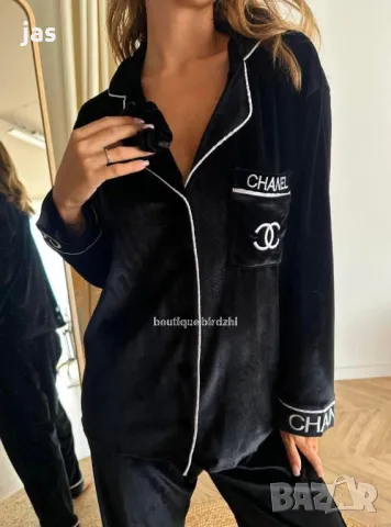 Кадифена пижама Chanel, снимка 2 - Пижами - 48552458