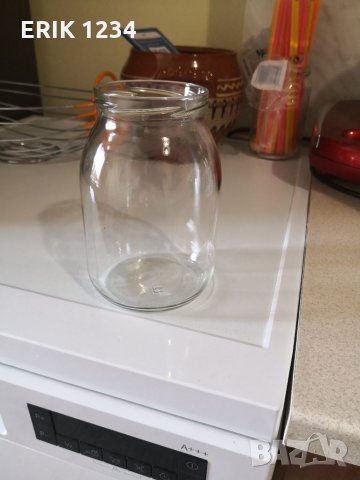 Буркани, снимка 10 - Буркани, бутилки и капачки - 31978636