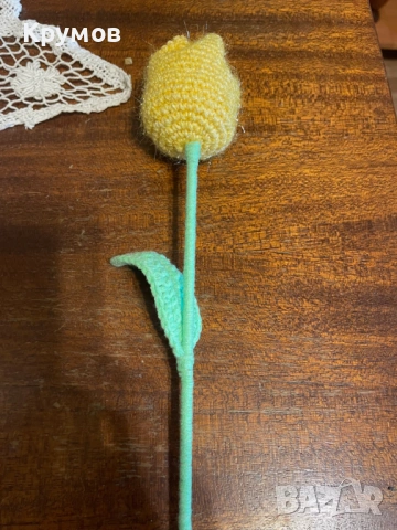 Плетени цветя на мама ръчно на 1 кука роза лилиум лале, снимка 11 - Декорация за дома - 53311221