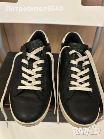 Дамски черни кецове Ecco