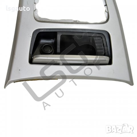 Конзола около скоростен лост с пепелник BMW 3 Series (2005-2012) ID:88009, снимка 2 - Части - 38248898