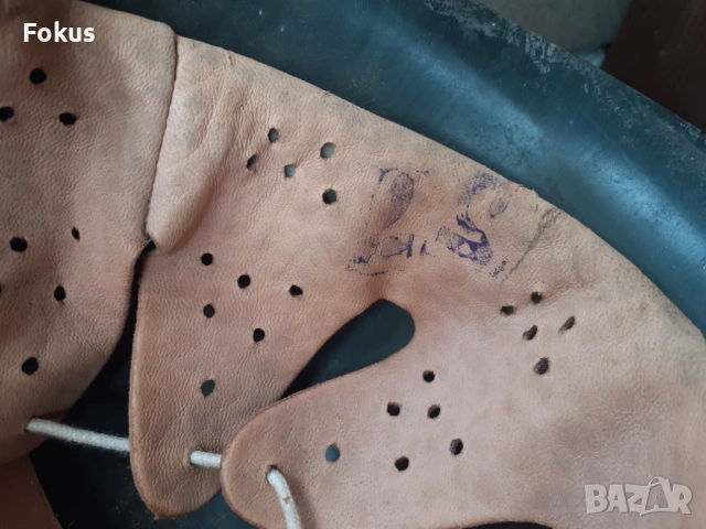 Стара военна каска, снимка 6 - Антикварни и старинни предмети - 54182938