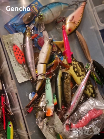 Продавам въдици, снимка 14 - Въдици - 52990426