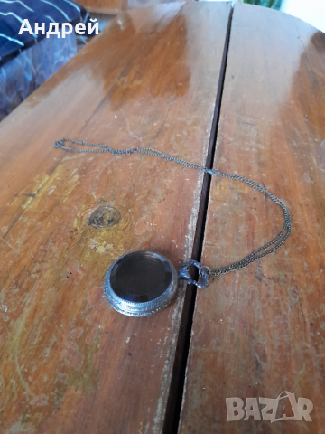 Стара кутия за джобен часовник