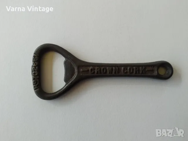 Винтажна чугунена отварачка за бутилки CROWN CORK OPENER Reg  RD 702661. САЩ, снимка 3 - Антикварни и старинни предмети - 48050220