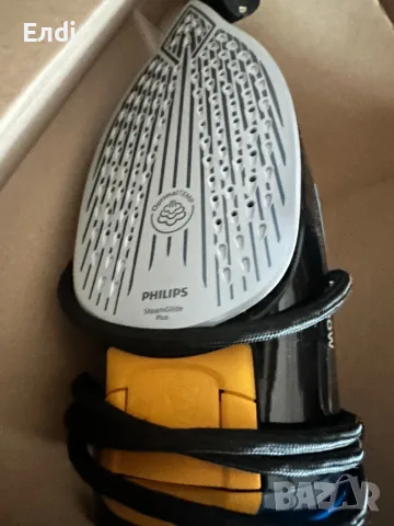 Philips ютия 3000W, снимка 3 - Ютии - 56040138