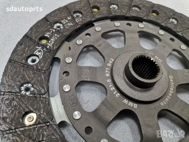 Съединител с Маховик 8671970 8671942 8698749 BMW 16D 18D B37C15A Mini, снимка 5 - Части - 48415459