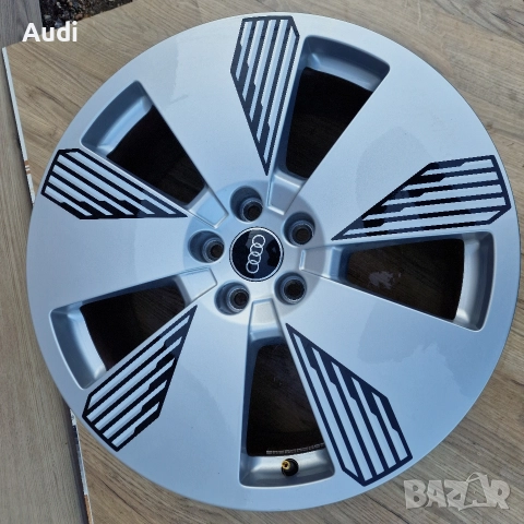 Оригинални джанти Audi E-Tron Q8, снимка 3 - Гуми и джанти - 52893794