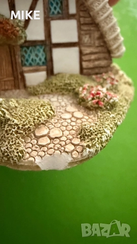 Колекционерски къщички Lilliput Lane, снимка 12 - Колекции - 55726086
