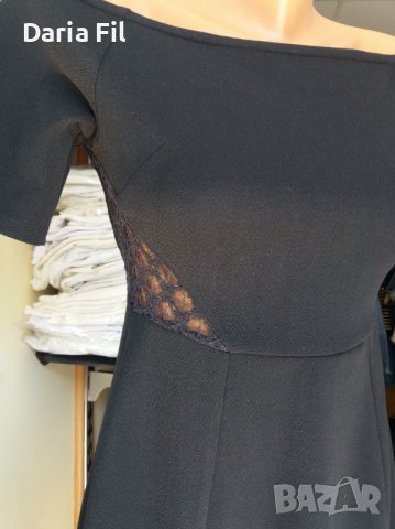 Черна кукленска рокля с отворени рамене, късо ръкавче и дантела в талията. , снимка 2 - Рокли - 37497683