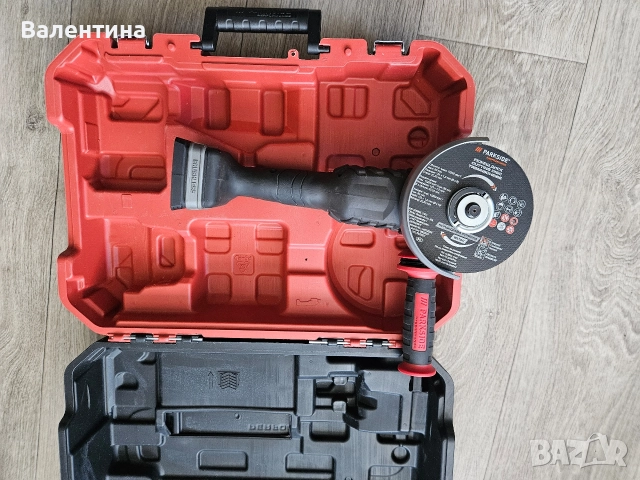 Акумулаторен ъглошлайф Parkside PWSAP F6.БЕЗ БАТЕРИЯ И ЗАРЯДНО !, снимка 4 - Ъглошлайфи - 52964370