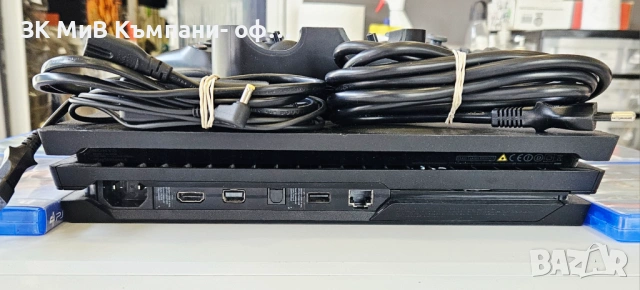 Sony PlayStation 4 Pro 1TB 01587-26, снимка 5 - PlayStation конзоли - 54173623