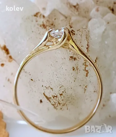 Златен пръстен с циркон, годежен стил 1.45грама 14К, размер №50, снимка 5 - Пръстени - 48292863