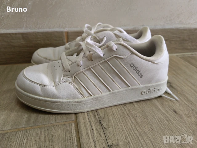 Дамски кецове Adidas , снимка 3 - Кецове - 50512330