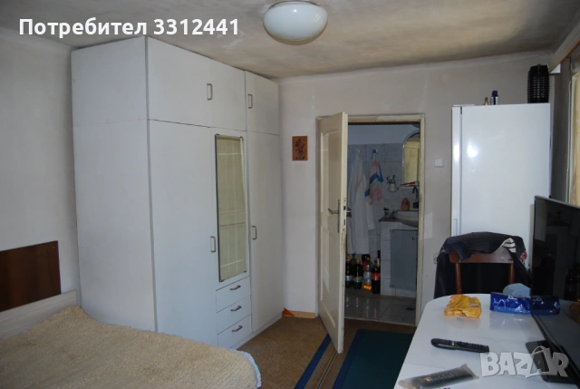 Къща с два парцела, на 50 км от София, снимка 11 - Къщи - 54125967