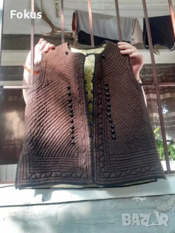 Стара възрожденска дреха елек елече антерия носия