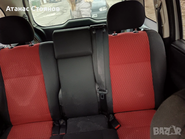 Продава се на части Опел Зафира 1.8 16V.