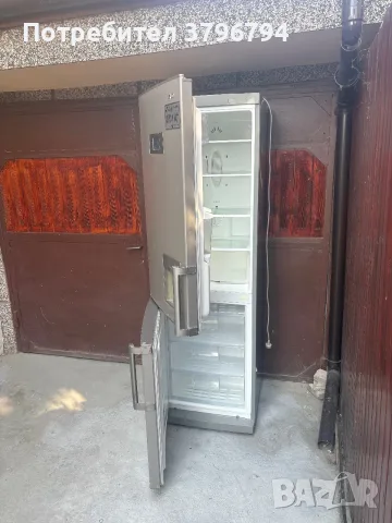 LG хладилник с фризер, диспенсър за вода, снимка 7 - Хладилници - 55891098