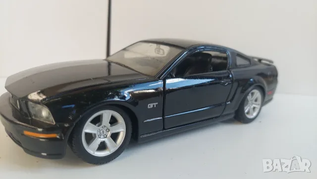 Mustang GT 1/24 MAISTO