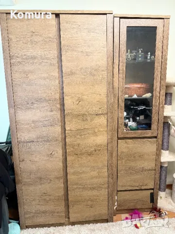 Гардероб,секция с витрина , снимка 1