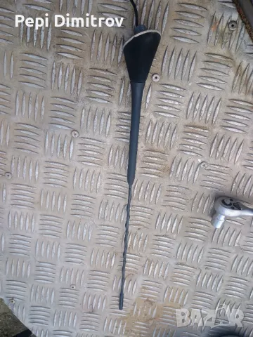 Антена за Volkswagen New Beetle Coupe (01.1998 - 09.2010),, снимка 2 - Части - 49820228
