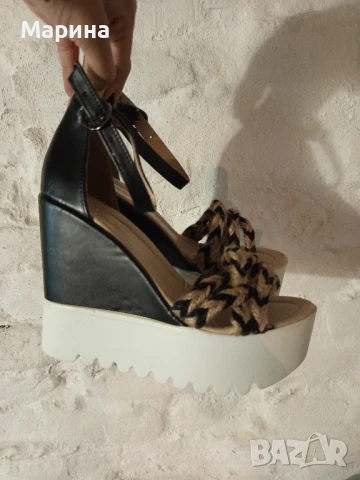 Сандали на платформа , снимка 2 - Сандали - 51426004