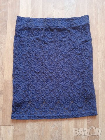 Дантелена пола, снимка 2 - Поли - 32144443