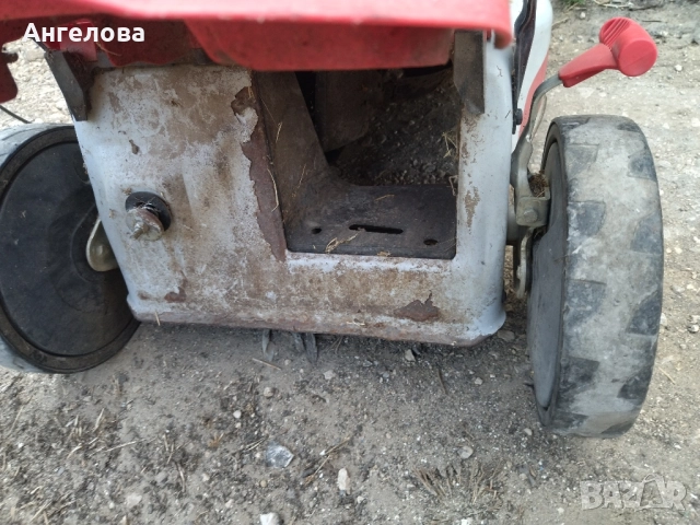 Бензинова косачка, снимка 8 - Градинска техника - 51638843