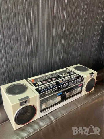SANYO M-W24K VINTAGE RETRO BOOMBOX радио касетофон, снимка 3 - Радиокасетофони, транзистори - 55896320