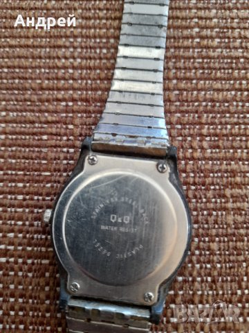 Часовник Q&Q, снимка 4 - Други ценни предмети - 35559242