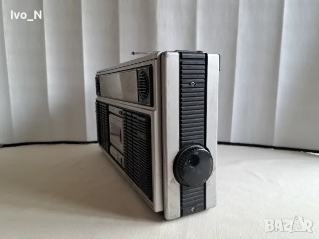 Радио касетофон Telefunken Bajazzo CR 8000., снимка 5 - Радиокасетофони, транзистори - 56209090