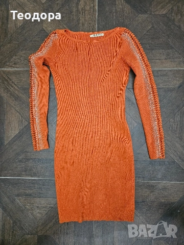Рокля с дълъг ръкав оранжева S/M, снимка 2 - Рокли - 52822511