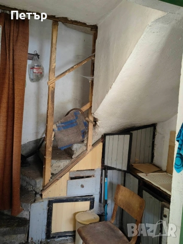 Продаваме наследствена вила(къща) на 45 км от София, снимка 14 - Къщи - 52663804