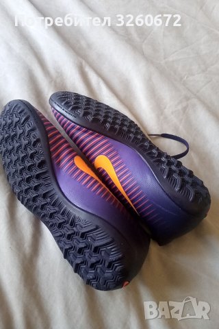 Nike футболни маратонки, снимка 3 - Детски маратонки - 40423716