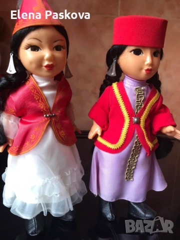 кукли национална носия Казахстан – 2 броя