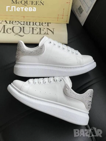 Дамски Сникърси Alexander McQueen - Цвят Бяло с Камъчета, снимка 4 - Маратонки - 52563899