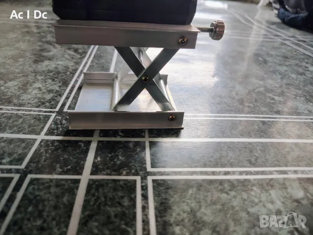 Телескопична Алуминиева стойка поставка за лазерен нивелир, снимка 4 - Измервателни инструменти - 49938760