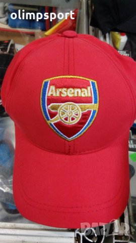 шапка с козирка Arsenal нова универсален размер с регулация цена 10 лв, снимка 1 - Шапки - 30778174