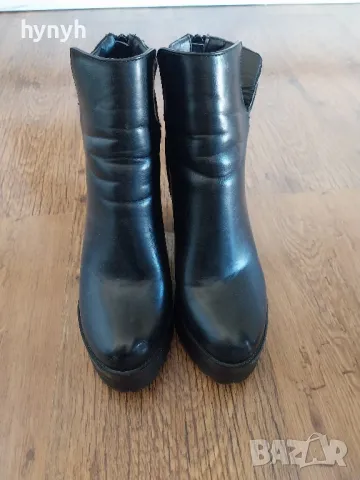 Боти на висок ток, снимка 3 - Дамски боти - 49382032
