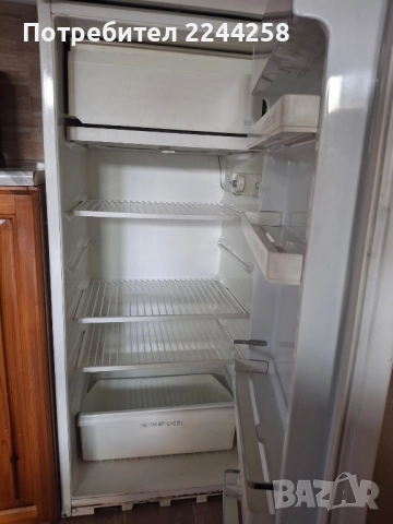 Продавам работещ хладилник Zanusi, снимка 2 - Хладилници - 52227848