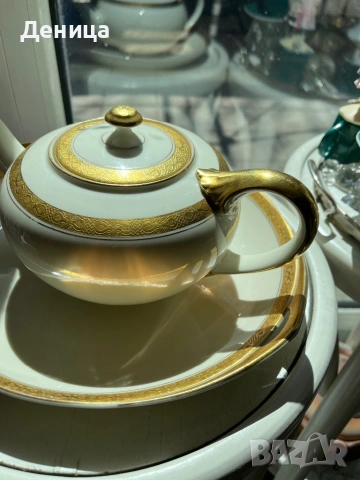 Розенталски разкош⚜️ Изглежда зашеметяващо 🥰  Плато-30 см Цена-25 € има изтриване по позлатата  