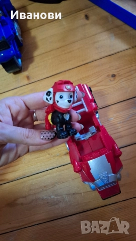 Базата на Пес патрул + кученцата Чейс и Маршъл с мотори, снимка 5 - Коли, камиони, мотори, писти - 51897502