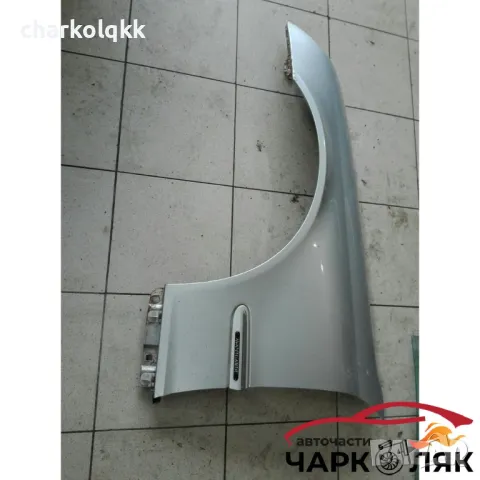 ляв калник мерцедес ц класа w203, снимка 2 - Части - 47876704