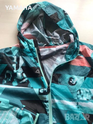 Reebok  Дамска Ветровка  М