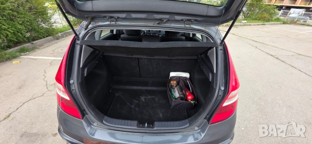 Hyundai i30 1.6 CRDI, 90hp, снимка 7 - Автомобили и джипове - 54255943