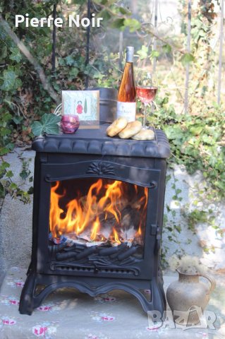  Френска чугунена печка / камина на дърва Invicta, снимка 1